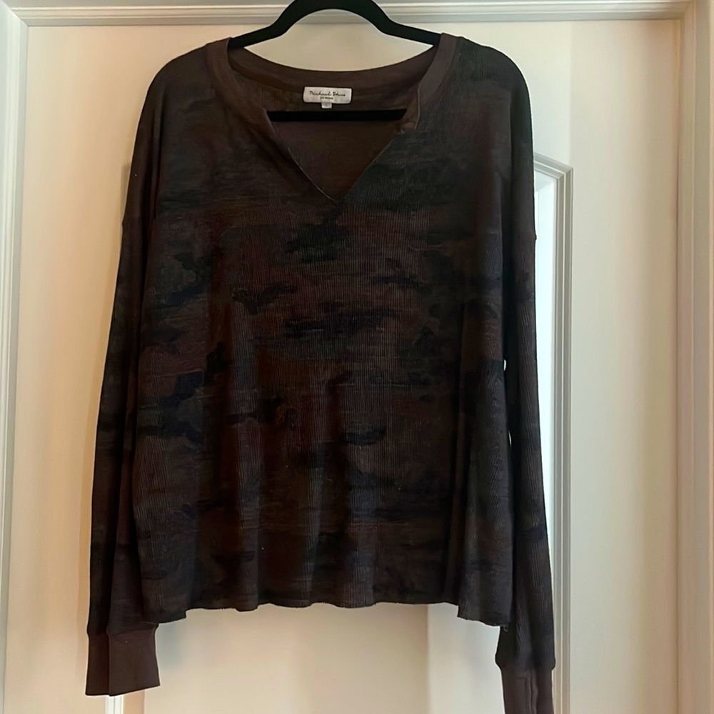 Michael Stars camo thermal boxy tee (L)
